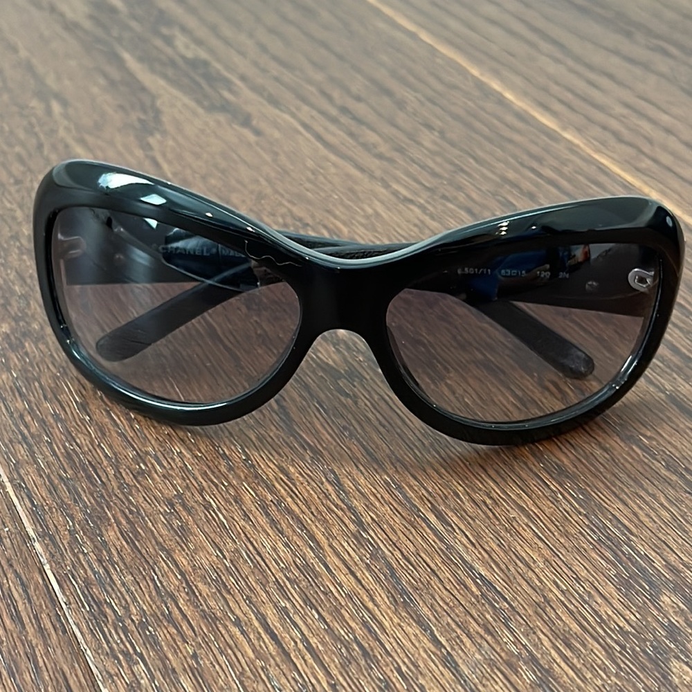 Chanel Women’s Black Sunglasses - Picture 2 of 8